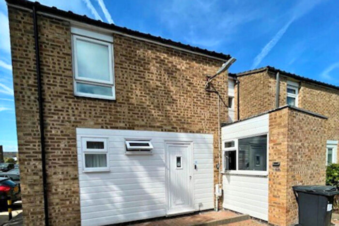 3 Bedroom End Of Terrace House For Sale In Moorfield, Harlow, CM18