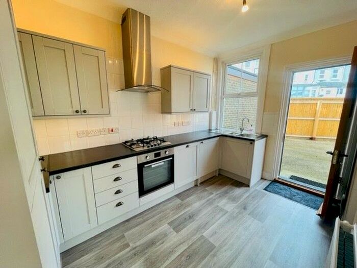 3 Bedroom Semi-Detached House To Rent In St Leonards Road, Eastbourne, BN21