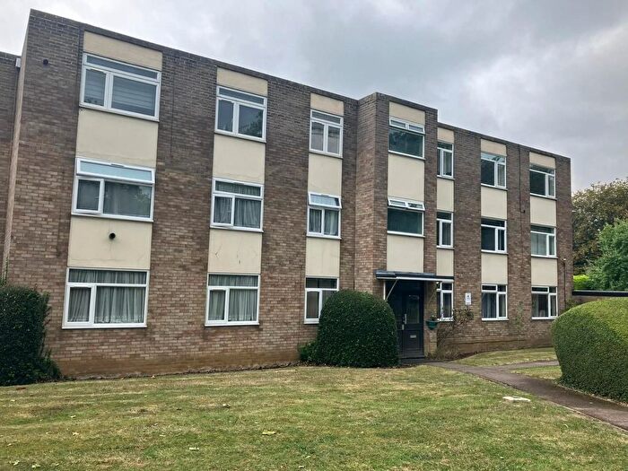 2 Bedroom Flat To Rent In Flat, Thorndon Court Eagle Way, Great Warley, Brentwood, CM13