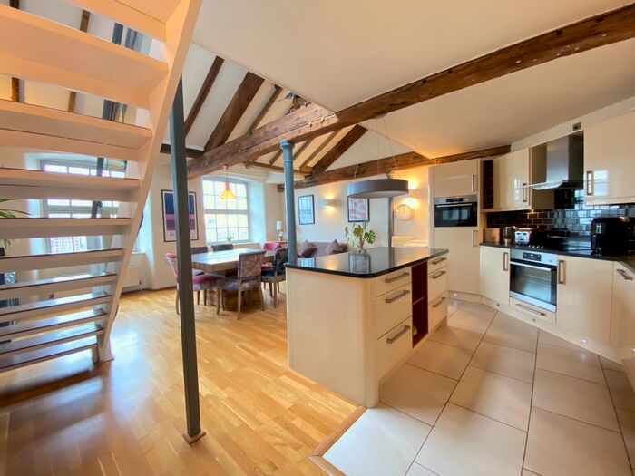 3 Bedroom Flat To Rent In Royal Mills, Cotton Street, Manchester, M4