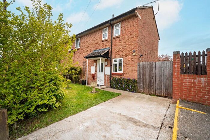 2 Bedroom Semi-Detached House For Sale In Hill Top Avenue, Tidworth, SP9