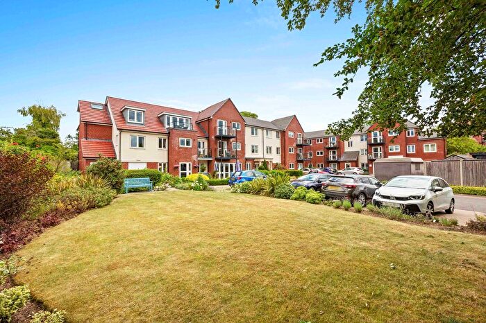 1 Bedroom Flat For Sale In Longwick Road, Princes Risborough, HP27