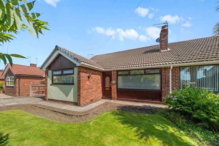 3 Bedroom Semi-Detached Bungalow For Sale In Gorsey Lane, Clock Face, WA9