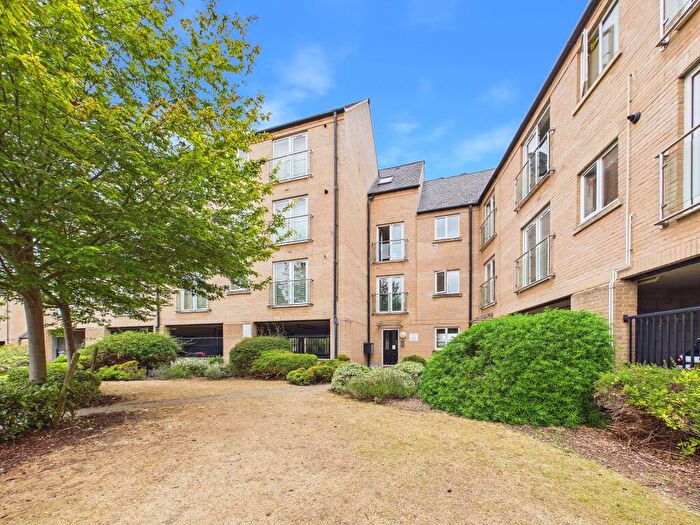 2 Bedroom Apartment For Sale In Skipper Way, Little Paxton, St. Neots, PE19