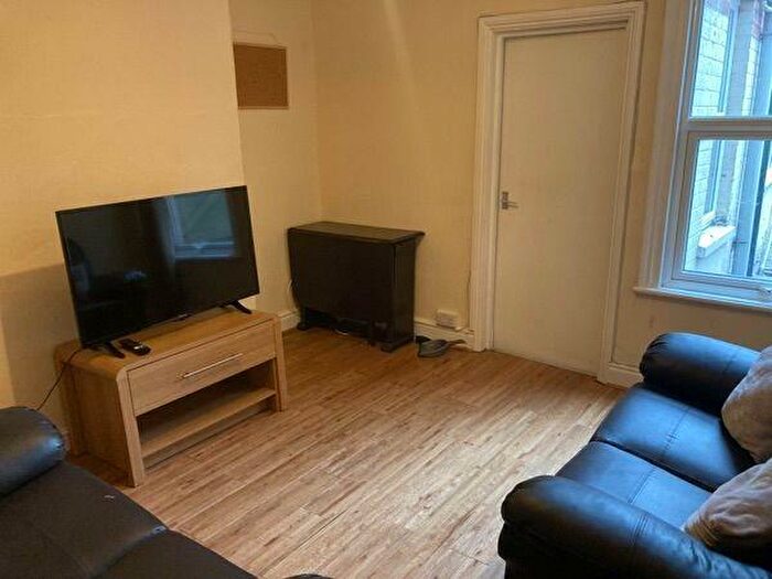 3 Bedroom Terraced House To Rent In Scorer Street, Lincoln, LN5