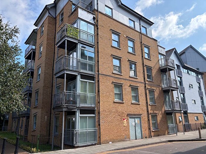 1 Bedroom Garage / Parking To Rent In Bingley Court, Canterbury, CT1