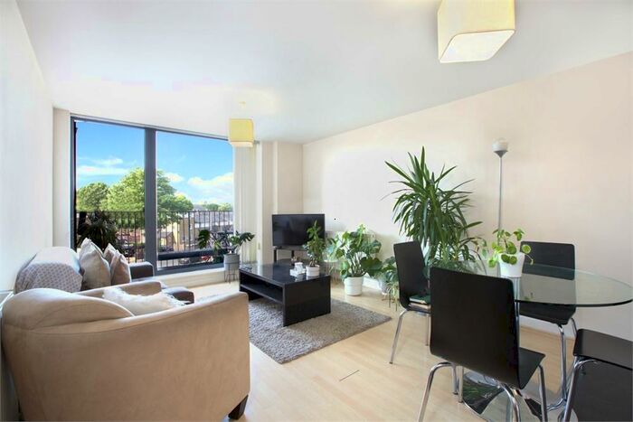 2 Bedroom Apartment To Rent In The Drakes, Evelyn Street, London, SE8