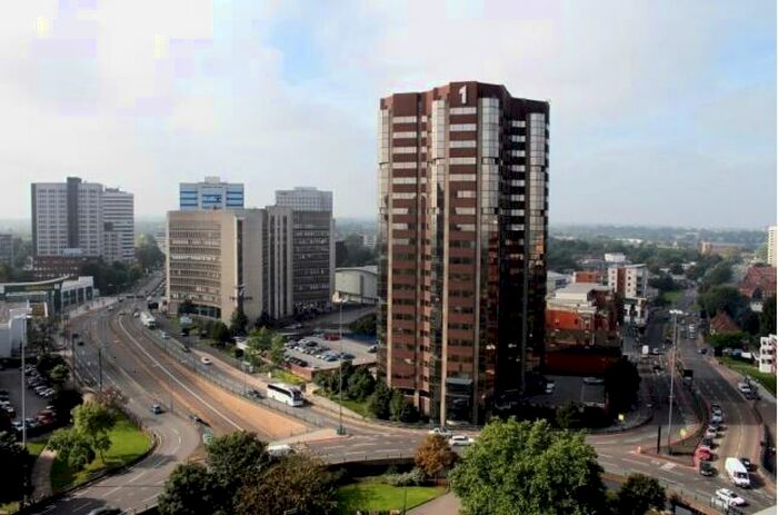 2 Bedroom Property To Rent In Metropolitan House, Hagley Road, Birmingham, West Midlands, B16
