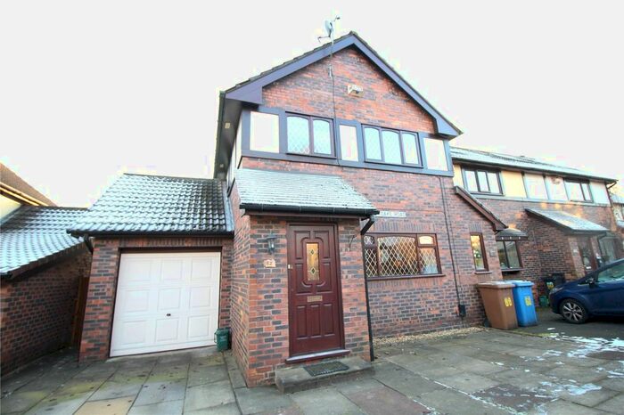 3 Bedroom Semi-Detached House To Rent In Holyoake Road, Worsley, Manchester, M28