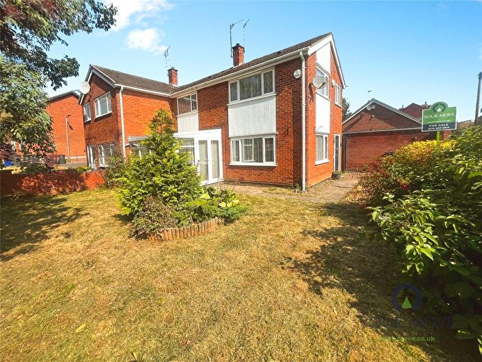 3 Bedroom Semi-detached House For Sale In Norman Street, Ilkeston, Derbyshire, DE7