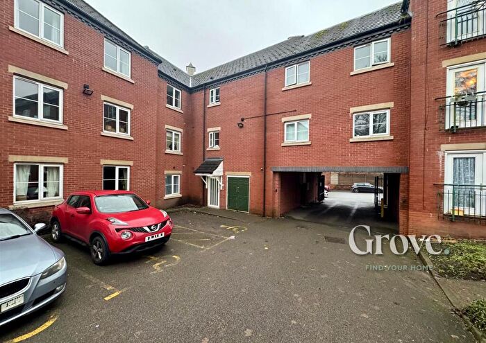 2 Bedroom Flat To Rent In St. John's Street, Dudley, DY2