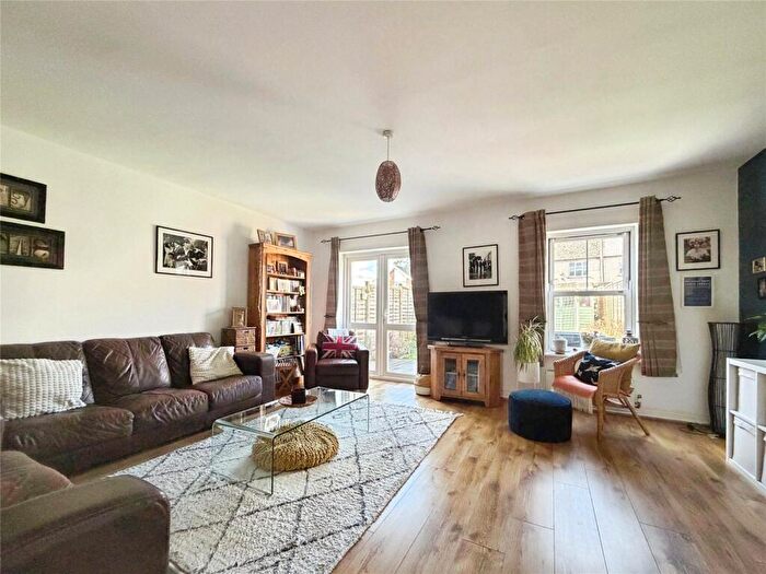 3 Bedroom Terraced House For Sale In Marigold Way, Maidstone, Kent, ME16