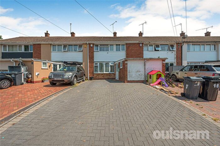 3 Bedroom Terraced House For Sale In Burnlea Grove, West Heath, Birmingham, B31