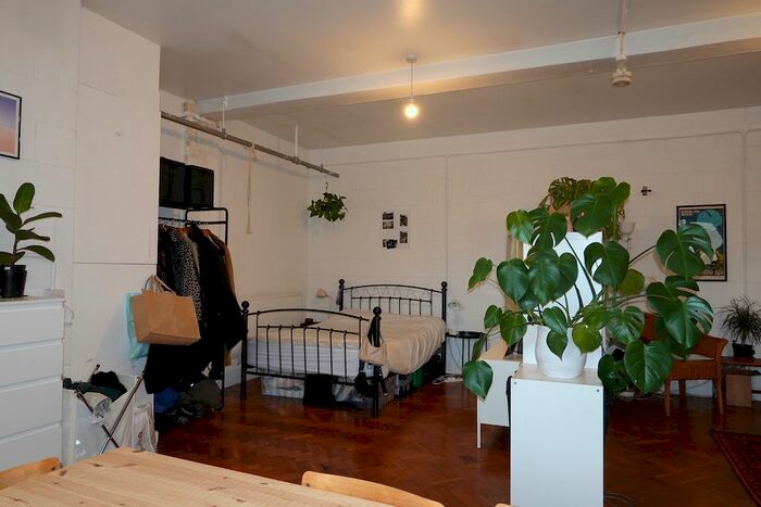 Studio To Rent In Kingsland Road, Haggerston, E8
