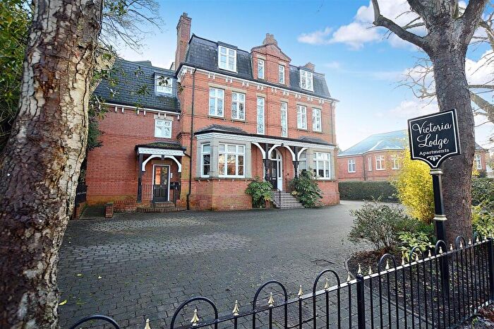 2 Bedroom Apartment For Sale In Apartment, Victoria Lodge, The Broadway, Woodhall Spa, LN10