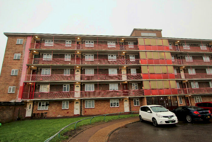 1 Bedroom Flat To Rent In Wythenshawe Road, Dagenham, London, RM10