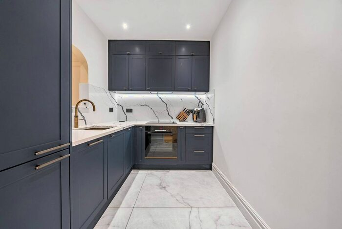 1 Bedroom Flat To Rent In Cornwall Gardens, South Kensington, London, SW7
