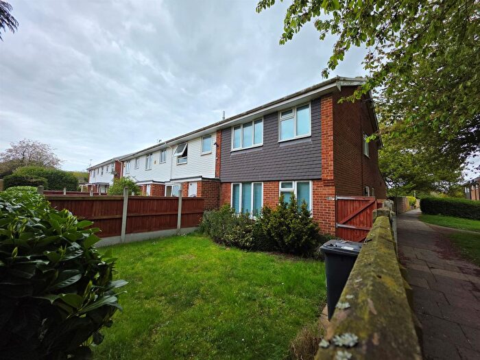 3 Bedroom Terraced House For Sale In Rushmead Close, Canterbury, CT2