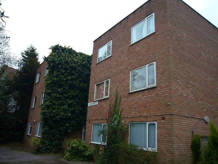 2 Bedroom Flat To Rent In Mulberry Court, Wake Green Road, Moseley, B13