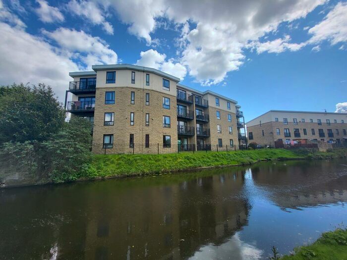 2 Bedroom Apartment To Rent In Dock Lane, Shipley, BD17