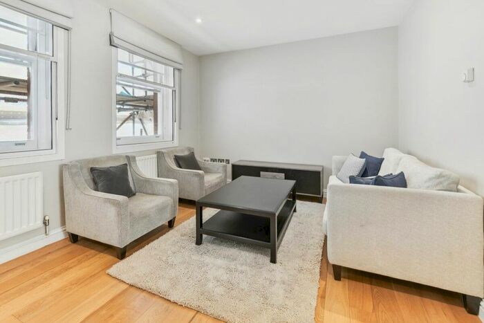 2 Bedroom Flat To Rent In Great Portland Street, London, W1W