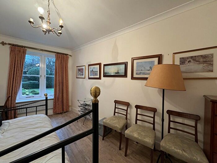 2 Bedroom Apartment To Rent In London Road, Dorking, RH5