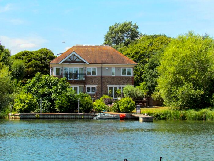 6 Bedroom Detached House To Rent In Laleham Reach, Chertsey, KT16