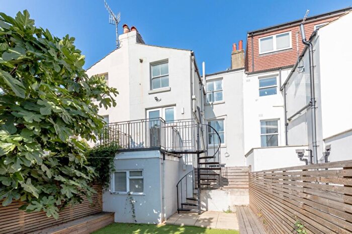 1 Bedroom House Of Multiple Occupation To Rent In York Grove, Brighton, East Sussex, BN1