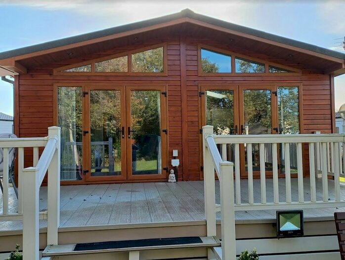 2 Bedroom Lodge For Sale In Patrington Haven, Patrington, Hull HU12