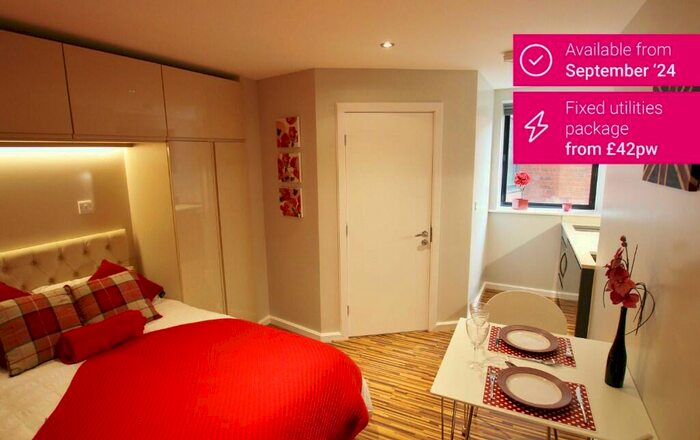 Studio To Rent In Princess Street, Bed Studio Apartment, M1