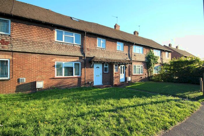 4 Bedroom Property To Rent In Stoughton Road, Guildford, GU1