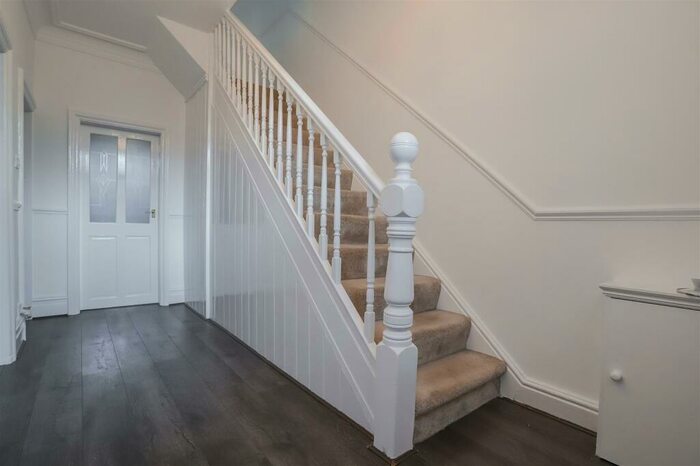 3 Bedroom End Of Terrace House To Rent In Sumner Road, Salford, M6