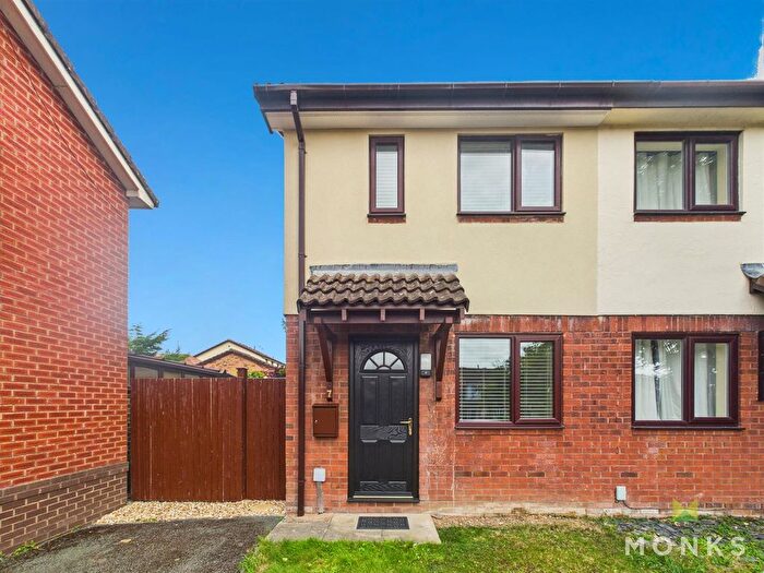 1 Bedroom Semi-Detached House For Sale In Crampton Court, Oswestry, SY11
