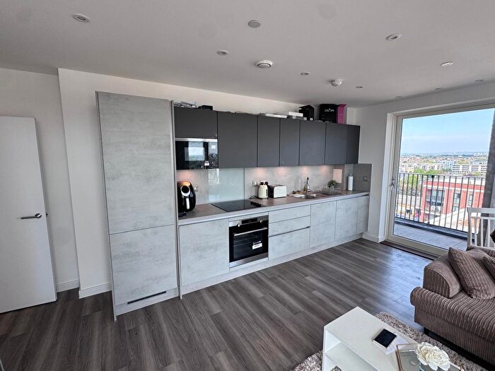 1 Bedroom Property To Rent In Halewood Way, Rainham, RM13