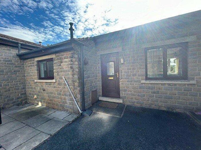 1 Bedroom House To Rent In Broadway, Bingley, West Yorkshire, BD16