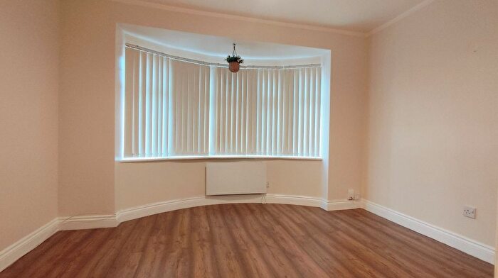 2 Bedroom Flat To Rent In Cyril Street, Abington, Northampton, NN1