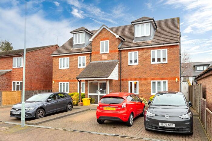 Studio To Rent In Beresford Road, St. Albans, Hertfordshire, AL1