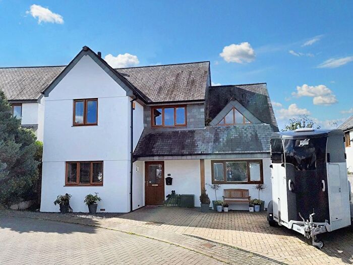 4 Bedroom Detached House For Sale In Polventon Close, St Columb, TR9