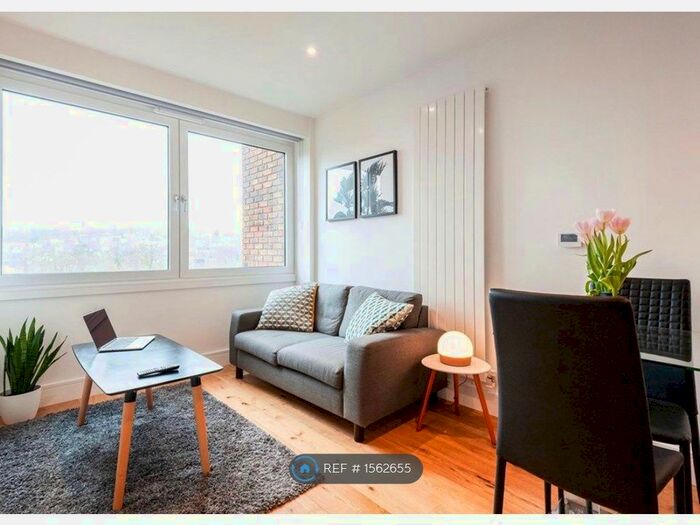 Studio To Rent In Riverdale House, London, SE13