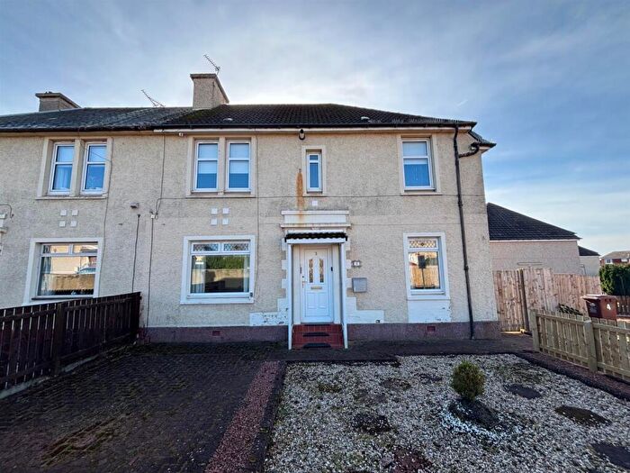 2 Bedroom Flat To Rent In Stenton Place, Netherton, ML2