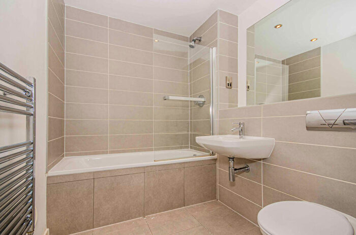 1 Bedroom Apartment To Rent In Fitzwilliam Street, Barnsley, S70