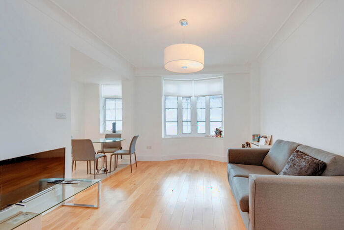 1 Bedroom Apartment To Rent In Grove End Gardens, Grove End Road, St Johns Wood, London, NW8