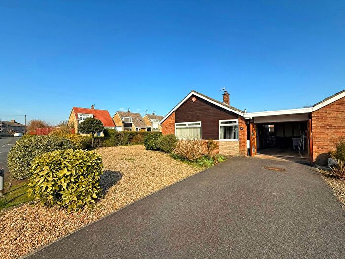 2 Bedroom Detached Bungalow For Sale In Pasture Lane, Seamer, Scarborough, YO12