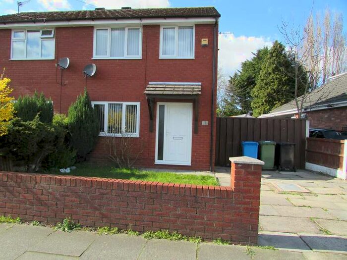3 Bedroom Semi-Detached House To Rent In Hale Road, Widnes, WA8