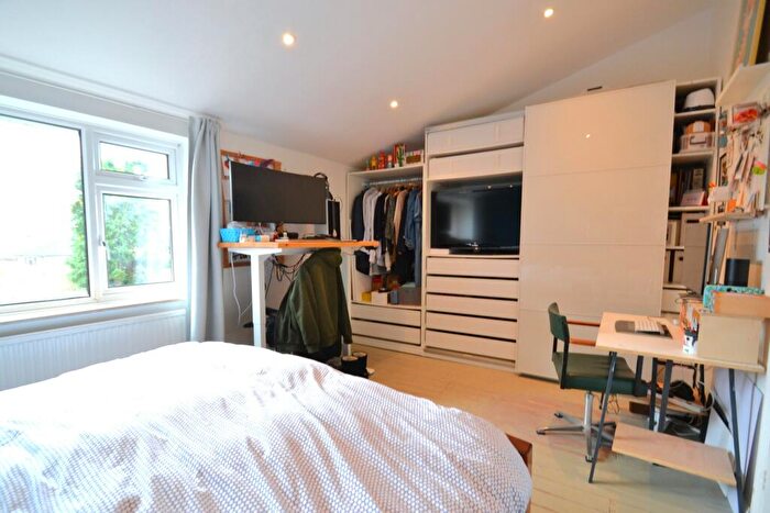 3 Bedroom Terraced House For Sale In Ashenground Road, Haywards Heath, RH16