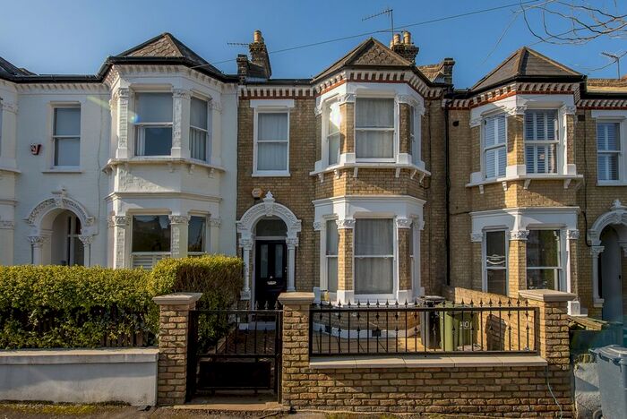 5 Bedroom Terraced House To Rent In Franconia Road, London, SW4