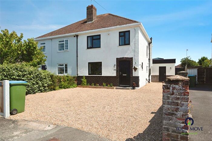 4 Bedroom Semi-Detached House For Sale In Sherwood Road, Bognor Regis, West Sussex, PO22