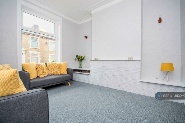 3 Bedroom Terraced House To Rent In Olive Lane, Darwen, BB3