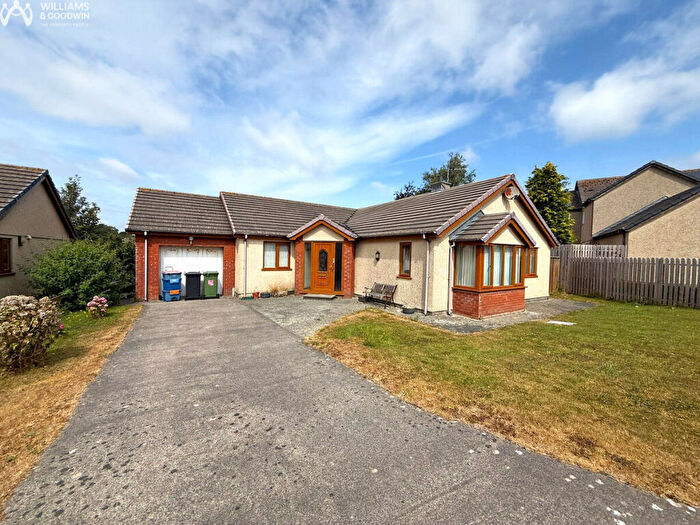 3 Bedroom Bungalow For Sale In Bro Ednyfed, Llangefni, Anglesey, LL77
