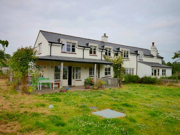 5 Bedroom Farmhouse To Rent In Baulking, Faringdon, SN7